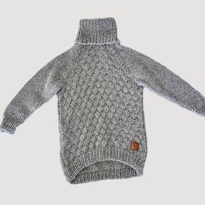 100 % Alpaca sweater from ylur.is